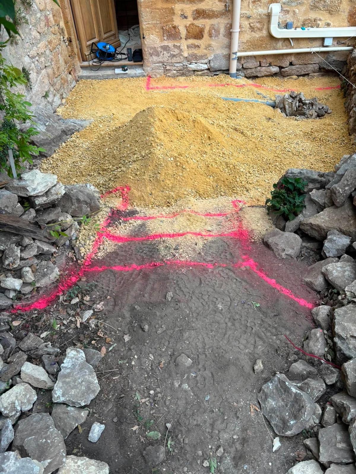 Hardcore base spread with the patio setting out marked in red